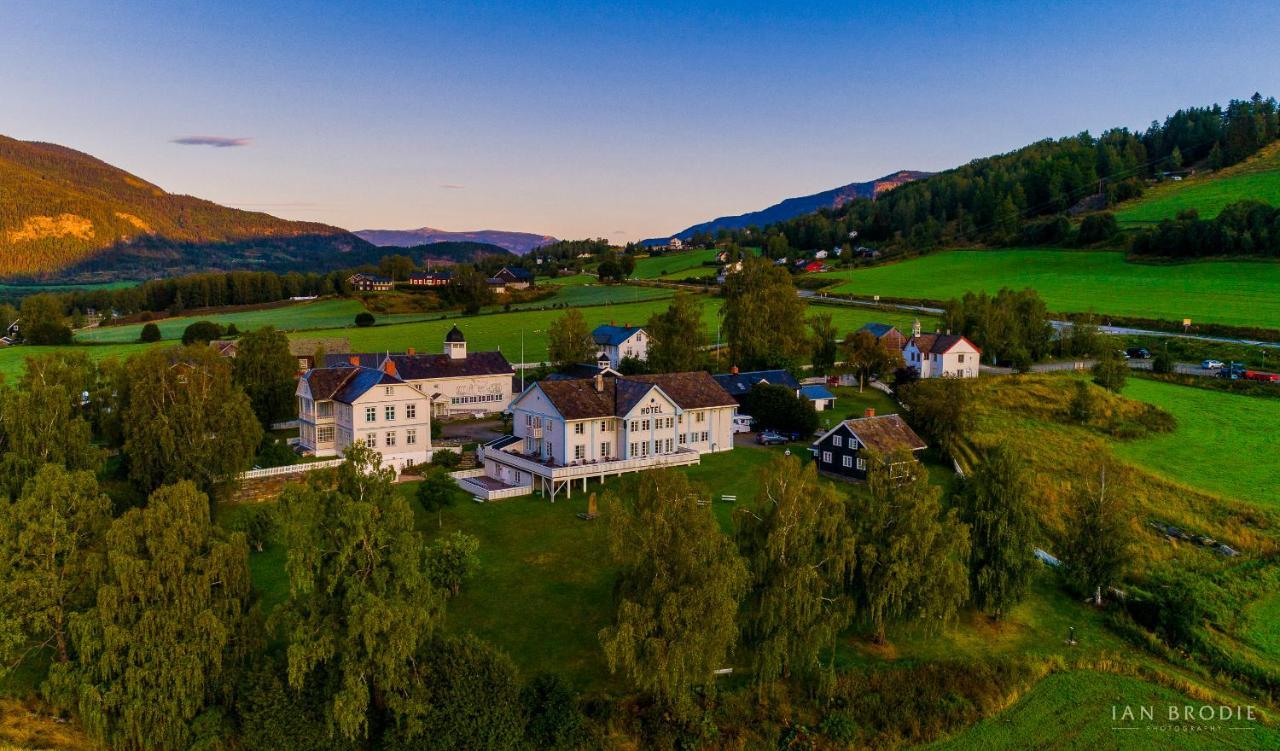 Hotel Dale-Gudbrands Gard By Frich'S Sør-Fron Esterno foto
