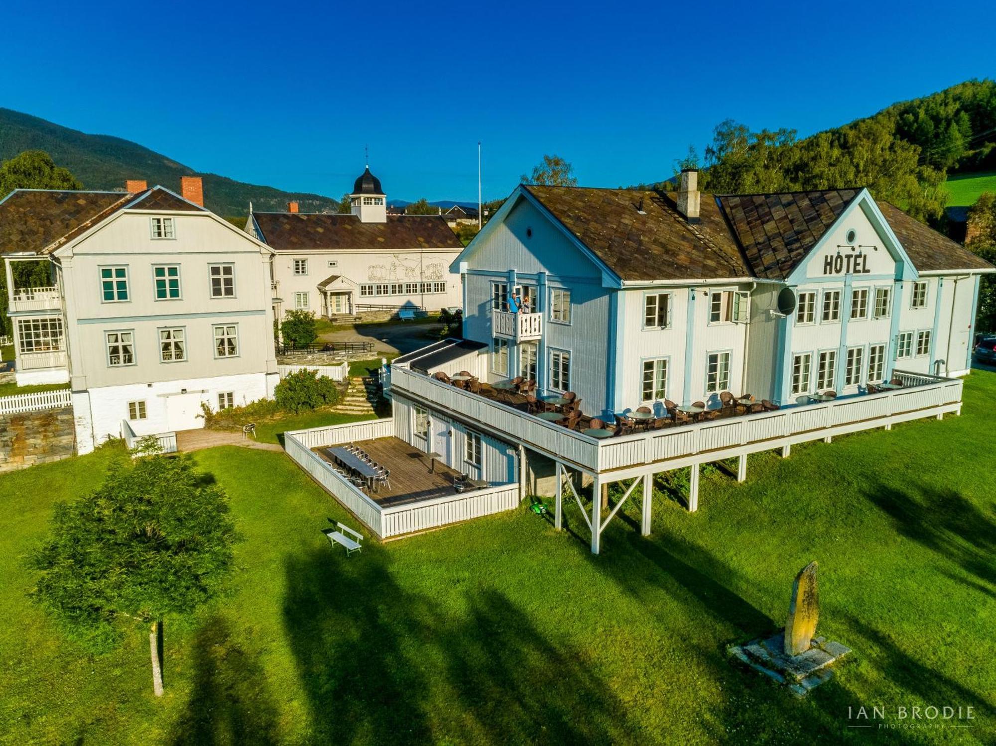 Hotel Dale-Gudbrands Gard By Frich'S Sør-Fron Esterno foto